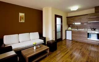 Отель Casa Karina Bansko - Half Board & All Inclusive Банско Апартаменты с 2 спальнями-1