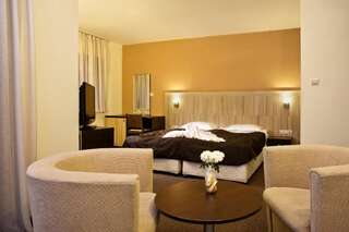 Отель Casa Karina Bansko - Half Board & All Inclusive Банско Двухместный номер с 2 отдельными кроватями-1